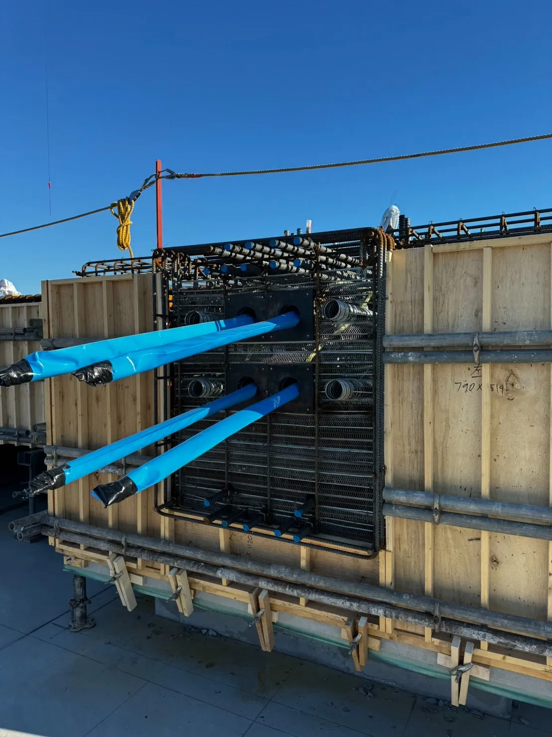 現場の作業風景